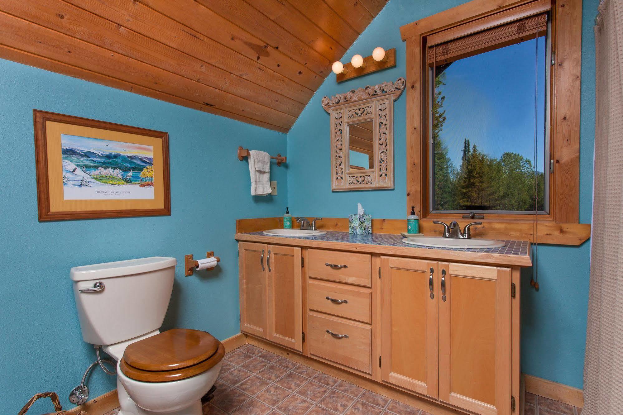 Moss Mountain Inn Кълъмбия Фолс Екстериор снимка